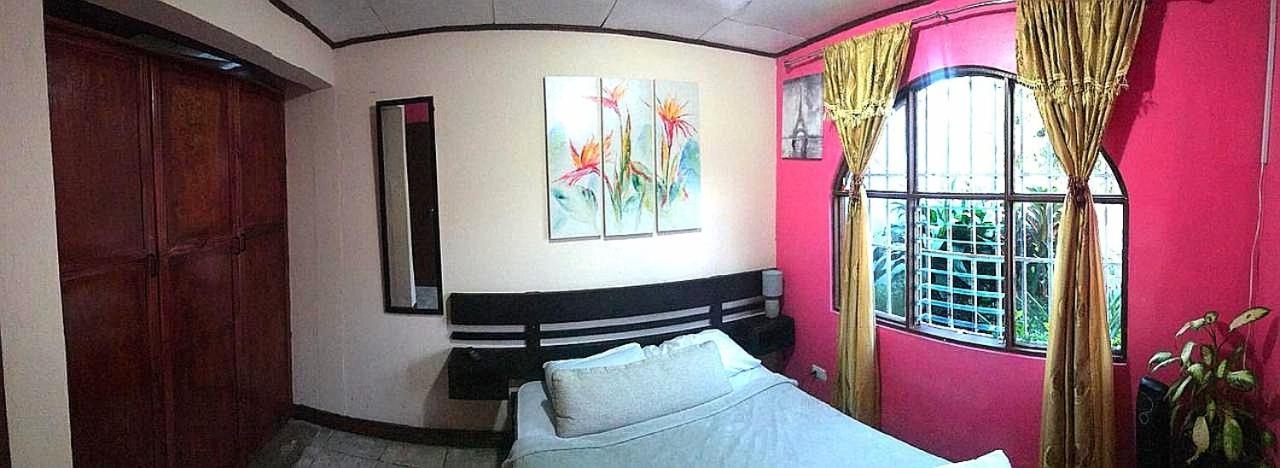 ألاخويلا Airport Traveler'S Home المظهر الخارجي الصورة