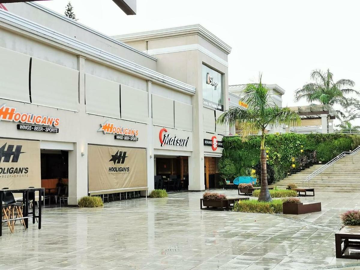 ألاخويلا Airport Traveler'S Home المظهر الخارجي الصورة