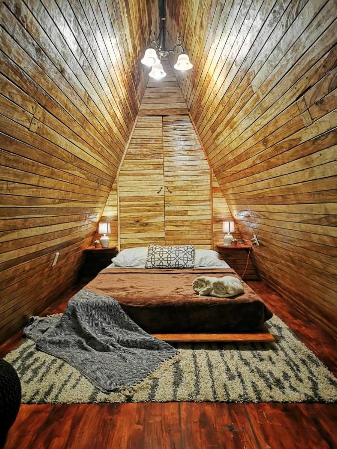 ألاخويلا Airport Traveler'S Home المظهر الخارجي الصورة